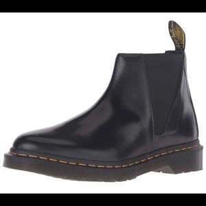 DR MARTENS BIANCA BLACK ANKLE BOOTIE